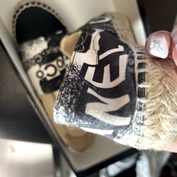 CHANEL Printed Canvas Grosgrain Espadrilles - Picture 4 of 11